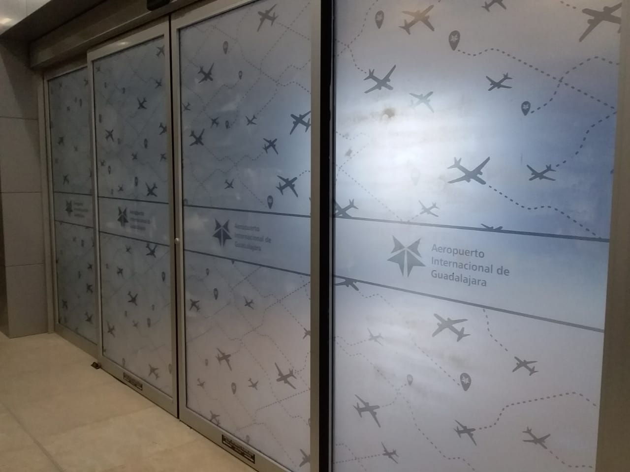 e4413b7e-416a-4587-9e5d-29de4e1975a6